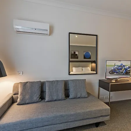 Silkari Urban Cks Sydney Airport Hotel-3